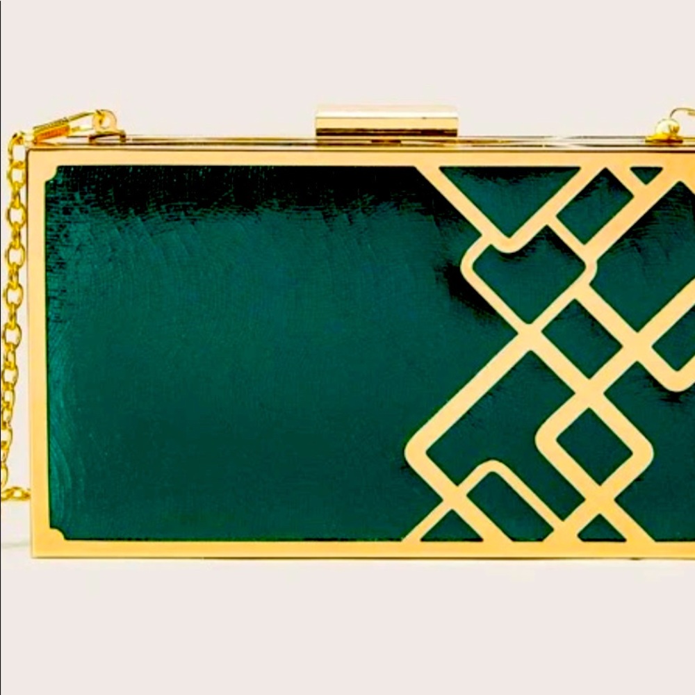 Stylist accent clutch or over shoulder
